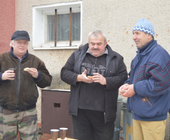 Obecná zabíjačka a klobasiáda 09.01.2016