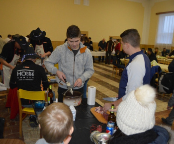 Obecná zabíjačka a klobasiáda 09.01.2016