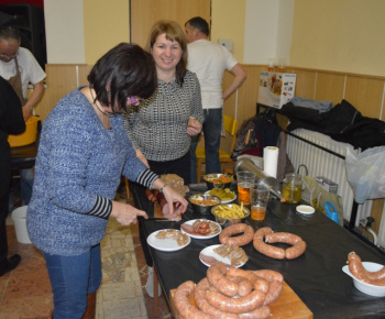 Obecná zabíjačka a klobasiáda 09.01.2016