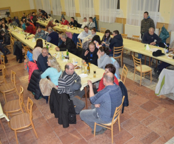 Obecná zabíjačka a klobasiáda 09.01.2016