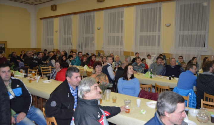 Obecná zabíjačka a klobasiáda 09.01.2016