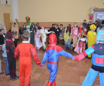Karneval ZŠ a MŠ 2013