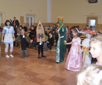 Karneval ZŠ a MŠ 2013