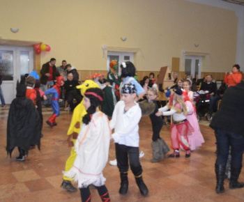 Karneval ZŠ a MŠ 2013