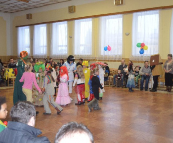 Karneval ZŠ a MŠ 2013