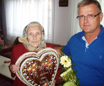 90 - ročné životné jubileum pani Anny Mačejovej